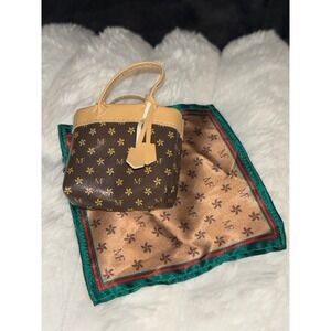 Zuru Mini Brands Fashion Brown Flower Bag & Scarf Handbag Series 3